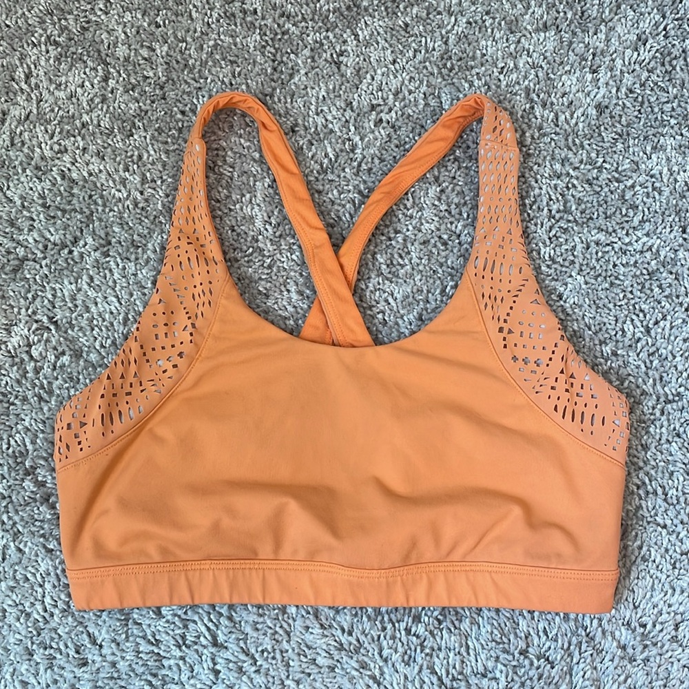 Alo Yoga Detailed Bra Orange - Picture 2 of 7
